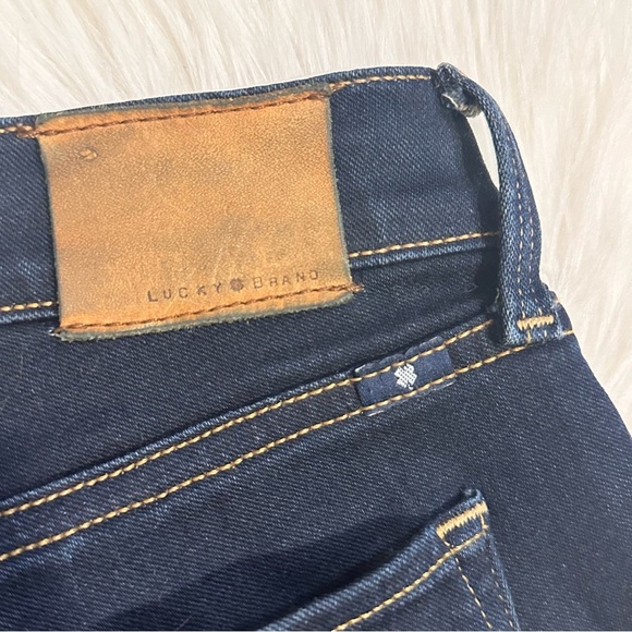 Size 4/27 Lucky Brand Dark Wash Sofia Skinny Jeans - Picture 6 of 6